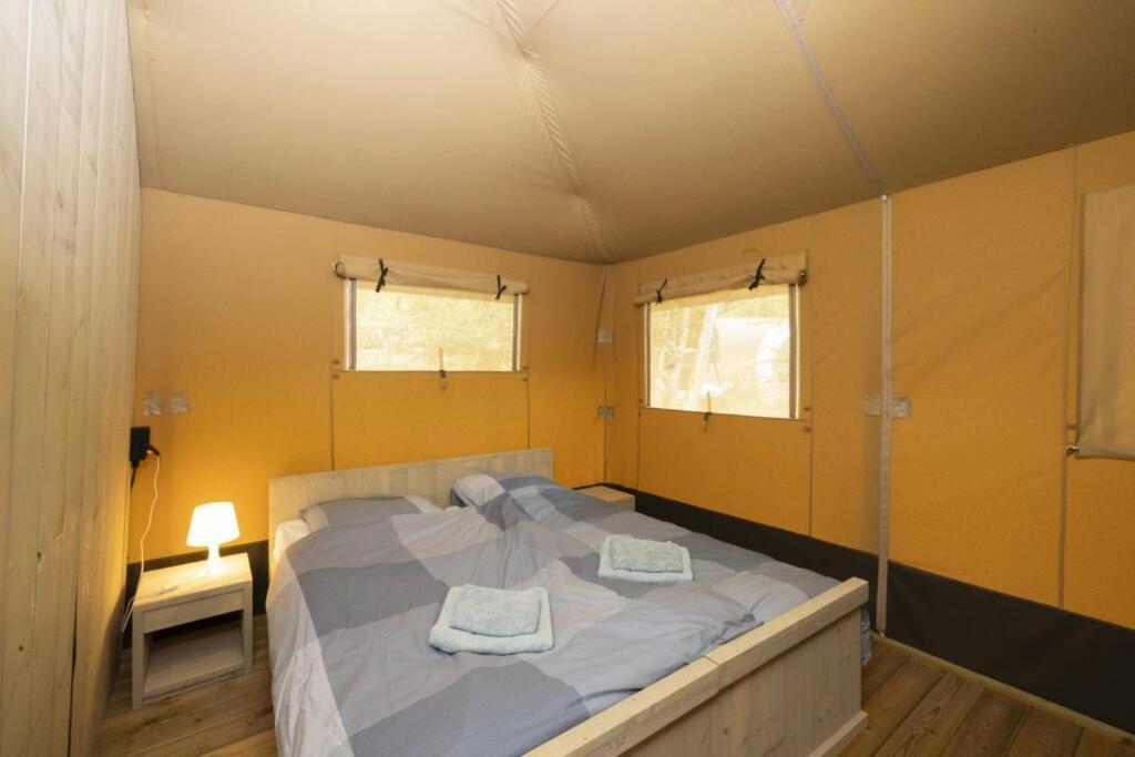 Camping Ushuaia Villages Au Bois Joli Andryes ภายนอก รูปภาพ