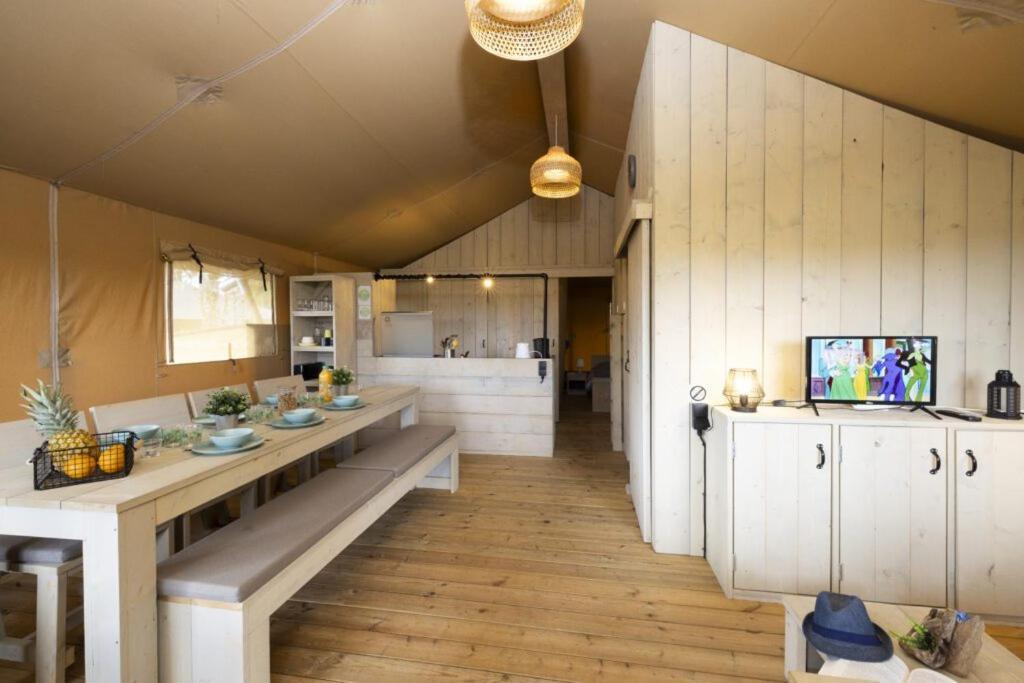 Camping Ushuaia Villages Au Bois Joli Andryes ภายนอก รูปภาพ