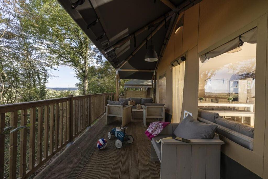 Camping Ushuaia Villages Au Bois Joli Andryes ภายนอก รูปภาพ